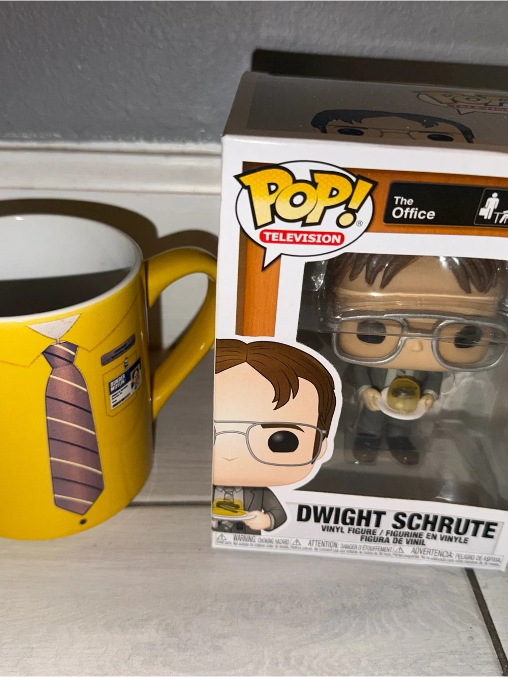 Funko Pop! Television Dwight Schrute with Yellow FALSE Mug